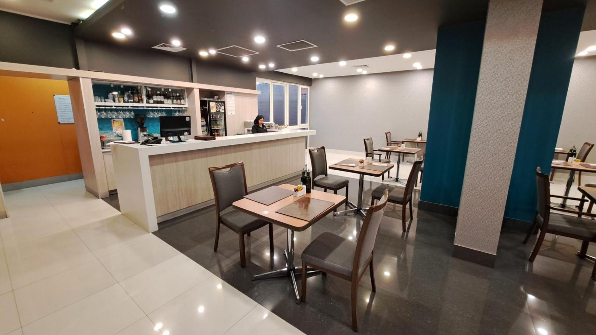 Hotel Diego De Almagro Calama Express Kültér fotó